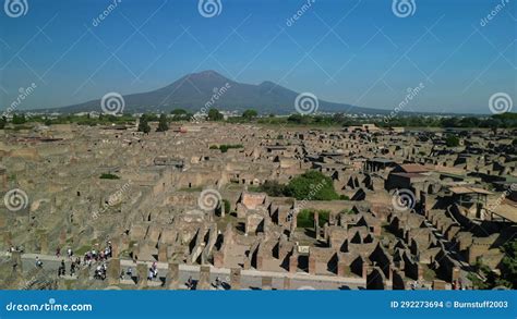 Pompeii: Ancient Roman City Destroyed In Mount Vesuvius .